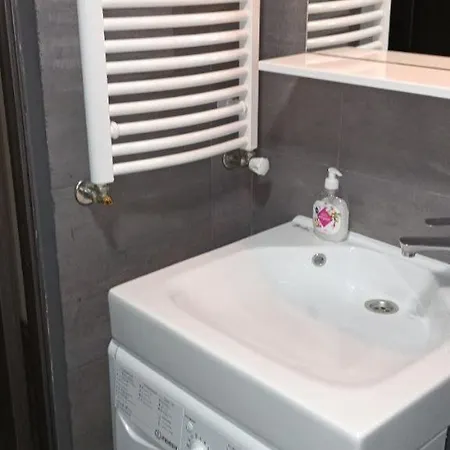 Διαμέρισμα Vip 35 Uzhhorod